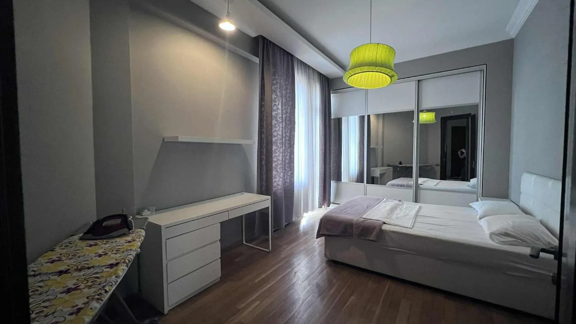 Apartamento Round Garden In Vake Tiflis Georgia